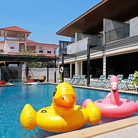 The Lake Hotel Хон Каен Экстерьер фото