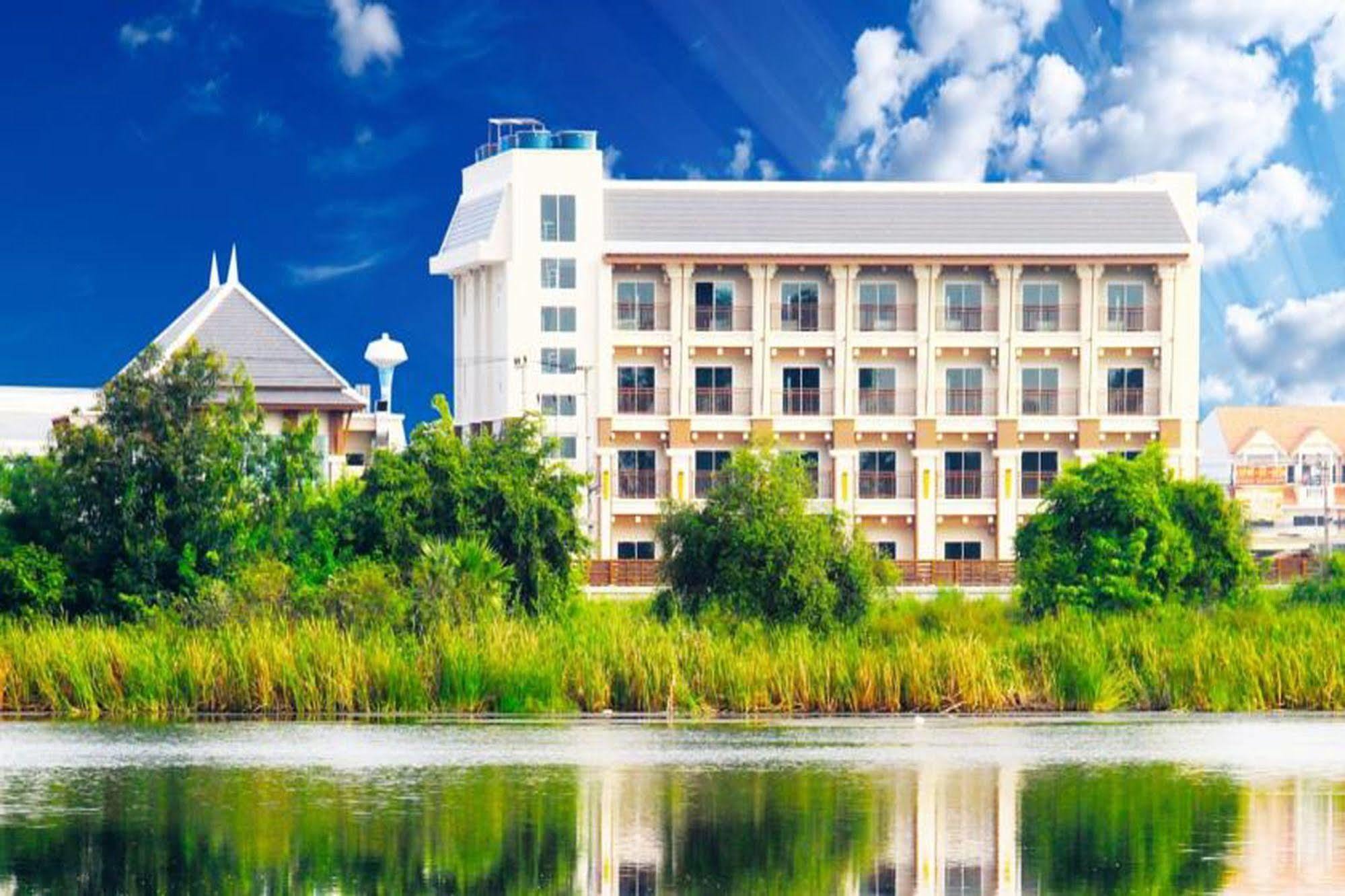 The Lake Hotel Хон Каен Экстерьер фото